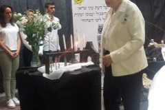 Yom Hazikarom Candle Stick 5